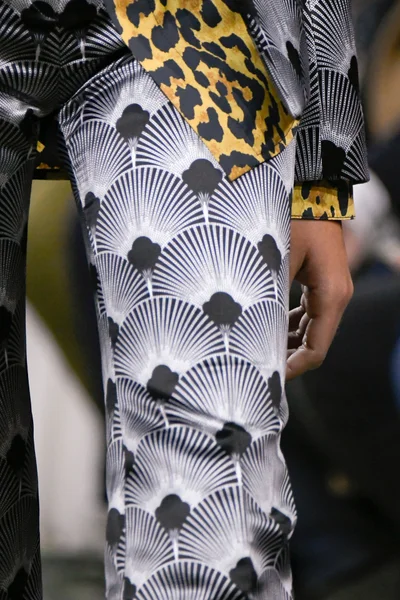 Look 33